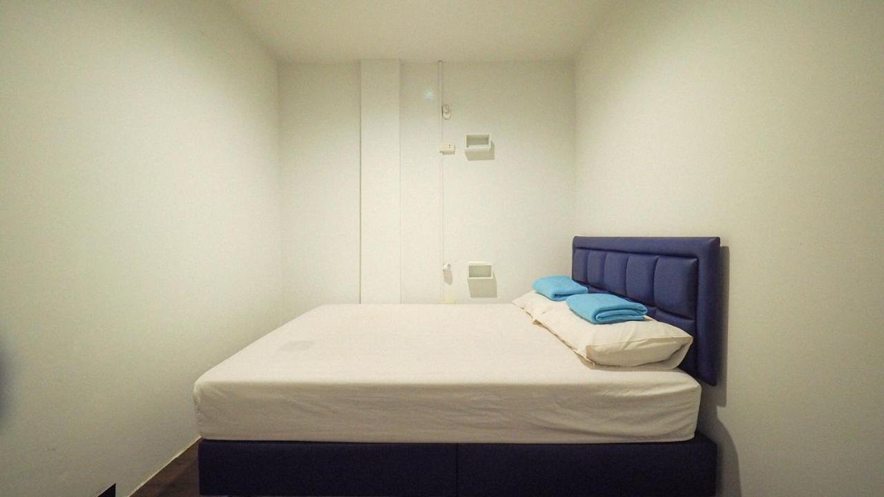 I-Sleep Silom Hostel Μπανγκόκ Εξωτερικό φωτογραφία