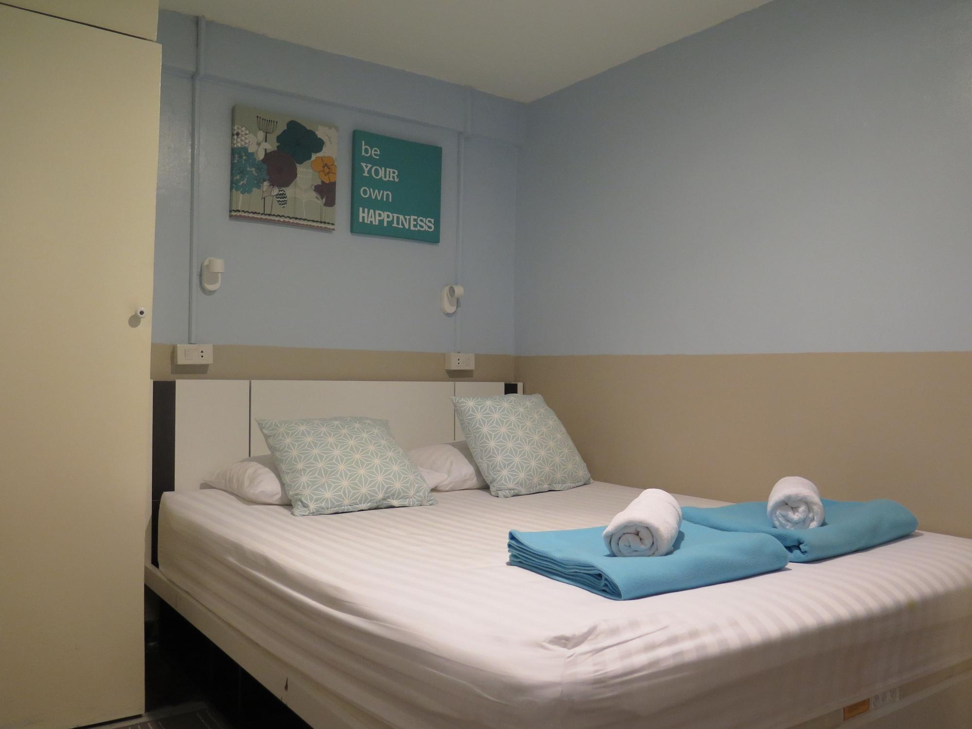 I-Sleep Silom Hostel Μπανγκόκ Εξωτερικό φωτογραφία