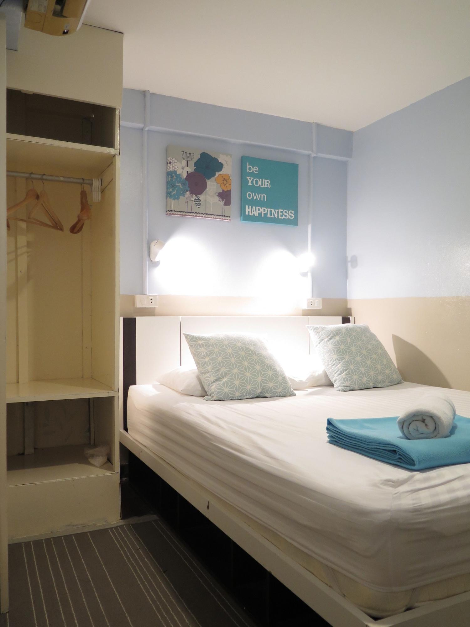 I-Sleep Silom Hostel Μπανγκόκ Εξωτερικό φωτογραφία