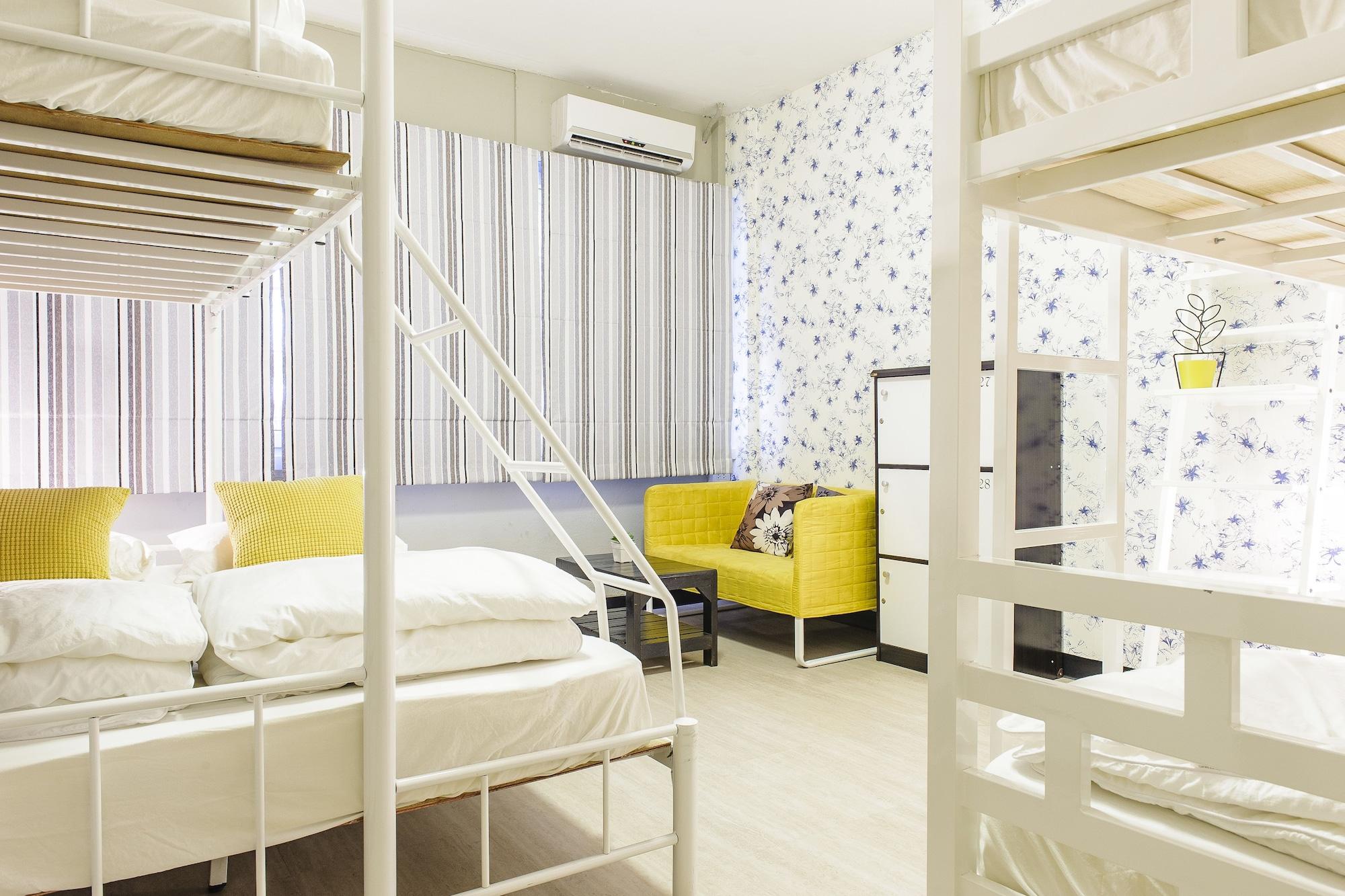 I-Sleep Silom Hostel Μπανγκόκ Εξωτερικό φωτογραφία